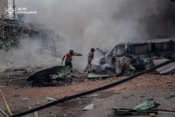 Обстрел по спасателям в Сумах: ГСЧС показали жуткие кадры с места удара (видео)