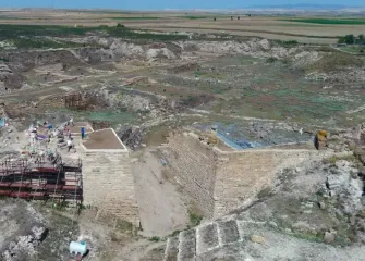 Нашли гробницу Мидаса: археологи раскопали царское захоронение возрастом 2500 лет (фото)