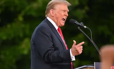 Трамп ответил на выпады Маска: "Да он сошел с ума!"