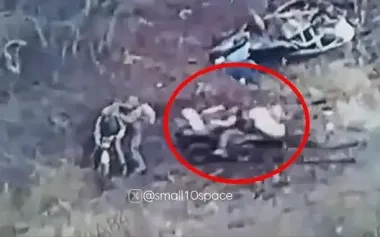 Occupier on quad bike rams two fellow soldiers on motorcycle. VIDEO