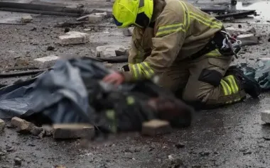 Three rescuers killed in Kyiv following second Russian strike – SES