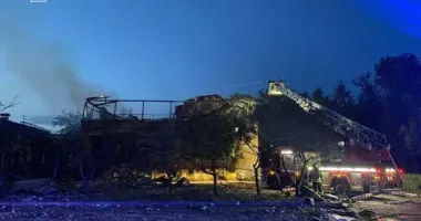 Троє постраждалих і пошкоджена інфраструктура: наслідки нічного удару по Кременчуку