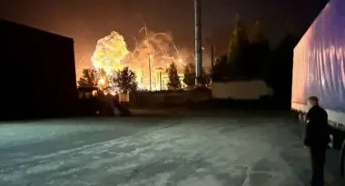 Удар по аеропорту Брянська: що відомо про потужні вибухи в РФ