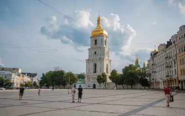 Атмосферний фронт накриє Україну: кому не пощастить з погодою на вихідних