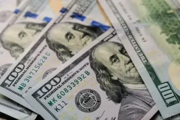 Курс валют на выходные, 7-8 июня: сколько стоят доллар, евро и злотый