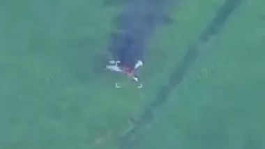 Ukrainian Air Force releases footage showing burning of downed Russian Su-35 ​​fighter jet