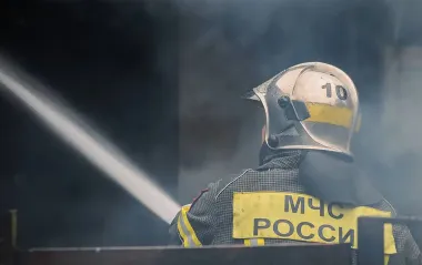 В Ростовской области вспыхнул склад с деталями для дронов (фото, видео)