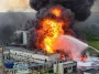 У російському Кстово потужно палав завод — відео