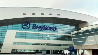 У Москві заявили про атаку безпілотників і зупинку роботи аеропортів