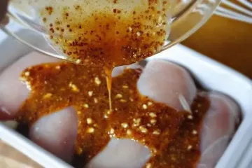 М’ясо курки не губка: правда про маринування, яку ви не знали