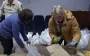 Раздадут пенсионерам и переселенцам: украинцы получат бесплатно продуктовые наборы