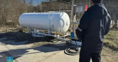 На Київщині судитимуть організатора нелегальної АЗС, яка торгувала контрафактним пальним