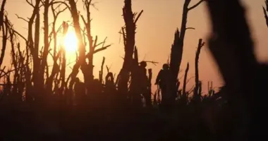 "2000 метрів до Андріївки”: в Україні на екрани вийде фільм оскароносного режисера