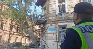 У поліції показали наслідки нічної атаки ворожих дронів на Одесу
