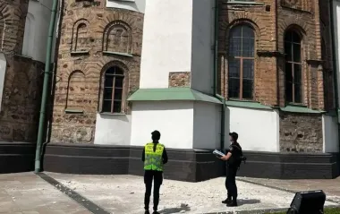 У Києві під час обстрілу було пошкоджено Софійський собор (фото)