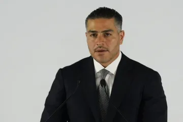 Mexico's security chief says drug cartels are recruiting former Colombian soldiers