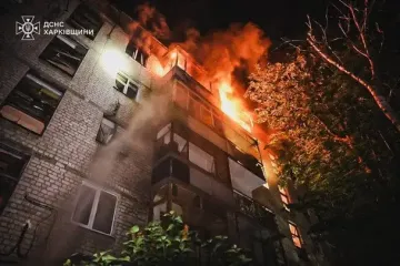Пожары, разрушения, погибшие и много раненых: власти рассказали о последствиях атаки на Харьков (фото)