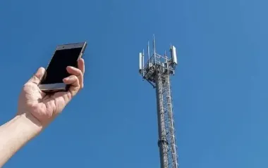 Украинцы могут остаться без мобильной связи во время тревог: предложение уже на столе в Раде