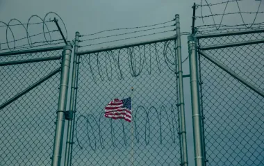 США можуть відправити на базу в Гуантанамо тисячі нелегалів, серед яких є українці, - WP