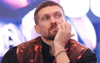 "Думаю про це": Усик зробив нову заяву про завершення кар'єри