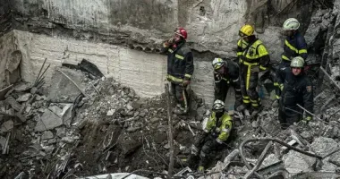 Під завалами харківського підприємства рятувальники виявили друге тіло