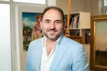Из фармацевтики в энергетику: как Петр Багрий осваивает "зеленые" миллионы без конкурса
