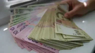 НБУ вилучає старі гривні, деякі купюри зникнуть з обігу
