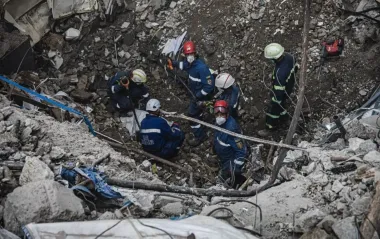 Обстріл Харкова 7 червня: з-під завалів дістали тіло шостої жертви