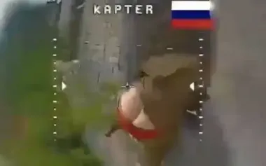 Direct hit by Ukrainian kamikaze drone in occupier’s arse. VIDEO