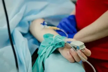 Троянский конь против рака: в Британии запустили революционную терапию агрессивной онкологии