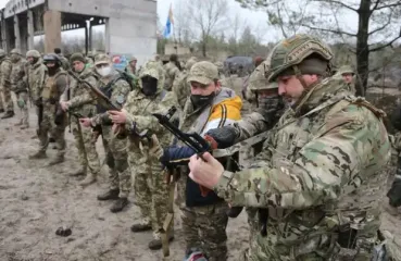 Мобілізація 60+: як будуть призивати до армії дідусів