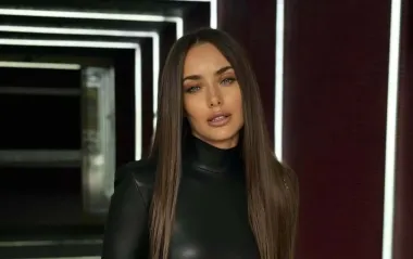 "Особиста справа": Мішина відповіла на закиди про "втечу" з України
