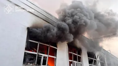 Four injured in Russian overnight attack on Zaporizhzhia, 20 high-rise buildings damaged