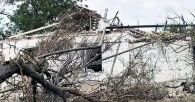 Окупанти накрили Запорізьку область з авіації та РСЗВ: постраждали 4 людини