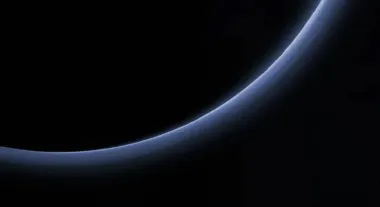 Нигде в Солнечной системе такого нет: на Плутоне обнаружили нечто необычное (фото)