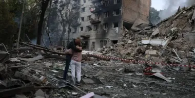 В Киеве уже 14 погибших в результате комбинированной атаки, среди них — гражданин США (видео)
