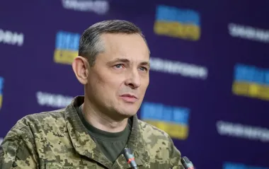 "Шахеди" оточували Київ, ракета Х-101 влучила в будинок: Ігнат розкрив подробиці атаки РФ