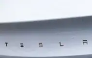 Tesla возглавила рейтинг подержанных автомобилей в Украине