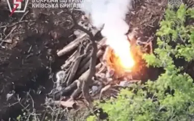 Soldiers of 5th SAB strike enemy infantry positions: fortified points destroyed by precise drone hits. VIDEO