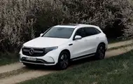 Mercedes отзывает электромобили из-за риска возгорания батареи