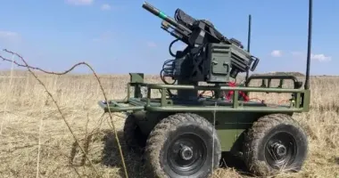 ВСУ получили на вооружение боевого робота с гранатометом