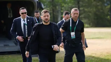 Zelenskyy shortens visit to Canada and returns to Ukraine – CBC News