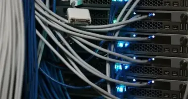 Луганщина в ізоляції: окупанти блокують інтернет і відключають зв'язок