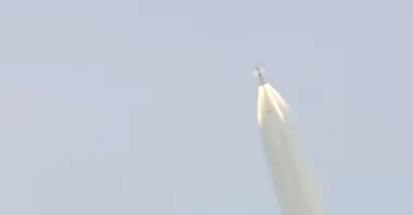 Гонка с NASA: Китай провел испытание космического корабля для полетов на Луну (видео)