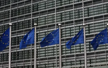 Безвіз під загрозою: ЄС змінює умови через порушення і схеми "паспорт за гроші"