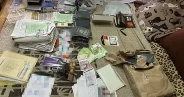 На Буковині чоловік виготовляв і продавав підроблені посвідчення водія