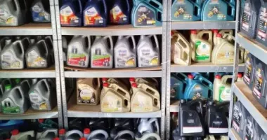 На Київщині судитимуть зловмисників, які виготовляли підроблену моторну оливу
