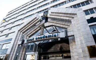 Одесская юракадемия подала в суд на МОН из-за заявлений заместителя министра