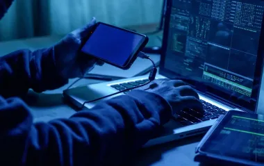 Накрав на кілька мільярдів: в Україні затримали хакера зі списків ФБР