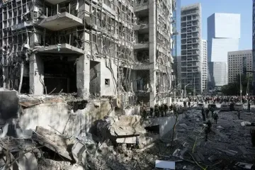 Іран запустив десятки балістичних ракет по Ізраїлю: є потерпілі та значні руйнування